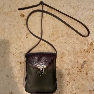 Nuana Kane 2 tone leather crossbody